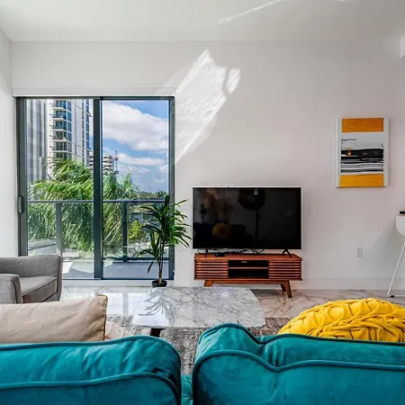 Whyhotel Midtown Miami-3